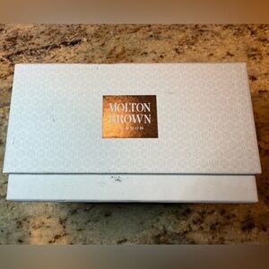 Molton Brown bath body wash snd lotion gift set NEW